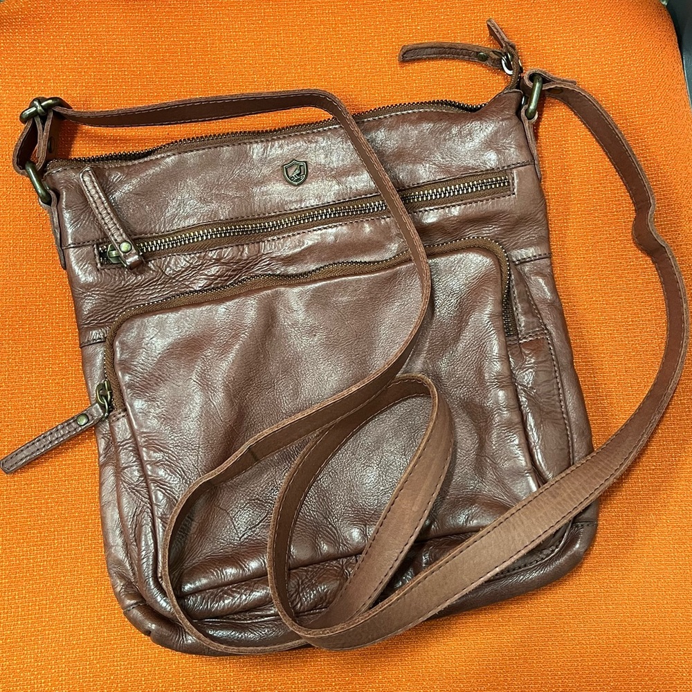 Cochoa crossbody bag